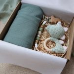Olive Green Dino Box - Baba ajándékdoboz 