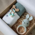 Mint Green Bunny Heart Box - Baba ajándékdoboz 