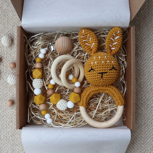 Yellow Bunny Selection Box - Baba ajándékdoboz 